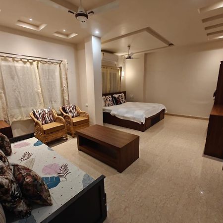 Shangrila Homestay Jorhāt Eksteriør billede